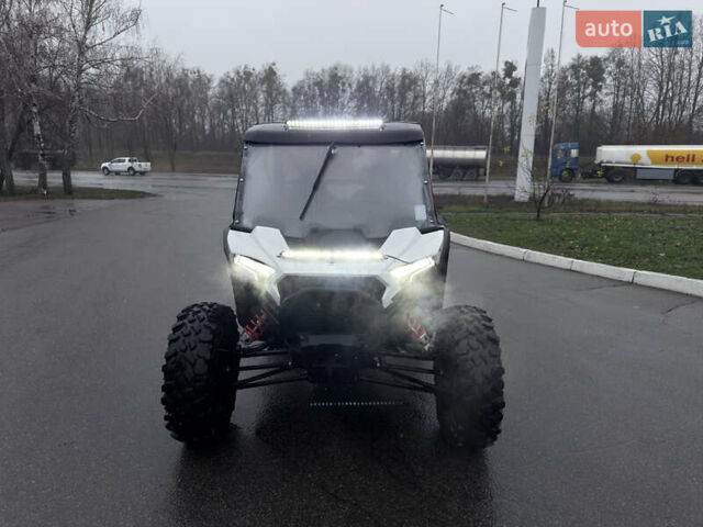 Білий Поларіс RZR XP 1000, об'ємом двигуна 1 л та пробігом 1 тис. км за 23000 $, фото 1 на Automoto.ua