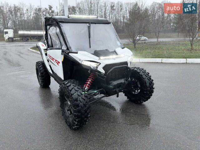 Білий Поларіс RZR XP 1000, об'ємом двигуна 1 л та пробігом 1 тис. км за 23000 $, фото 3 на Automoto.ua