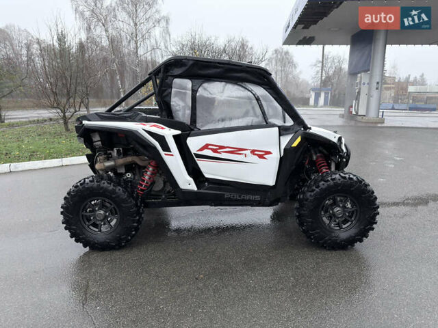 Білий Поларіс RZR XP 1000, об'ємом двигуна 1 л та пробігом 1 тис. км за 23000 $, фото 6 на Automoto.ua