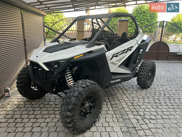 Белый Поларис RZR XP 1000, объемом двигателя 1 л и пробегом 1 тыс. км за 22900 $, фото 38 на Automoto.ua