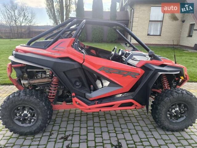 Червоний Поларіс RZR XP 1000 Dynamix, об'ємом двигуна 0 л та пробігом 1 тис. км за 22000 $, фото 3 на Automoto.ua