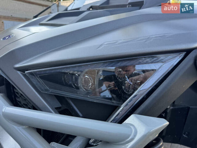 Поларис RZR XP 1000 Dynamix, объемом двигателя 1 л и пробегом 1 тыс. км за 29000 $, фото 12 на Automoto.ua