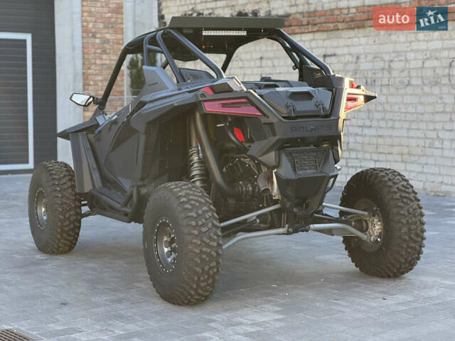 Поларис RZR XP 1000 Dynamix, объемом двигателя 1 л и пробегом 1 тыс. км за 29000 $, фото 9 на Automoto.ua