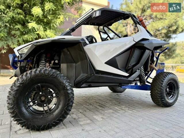 Білий Поларіс RZR XP 1000 EPS, об'ємом двигуна 1 л та пробігом 12 тис. км за 15999 $, фото 5 на Automoto.ua