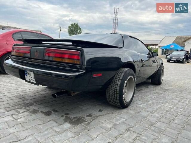 Понтиак Файрберд, объемом двигателя 0 л и пробегом 140 тыс. км за 15700 $, фото 1 на Automoto.ua