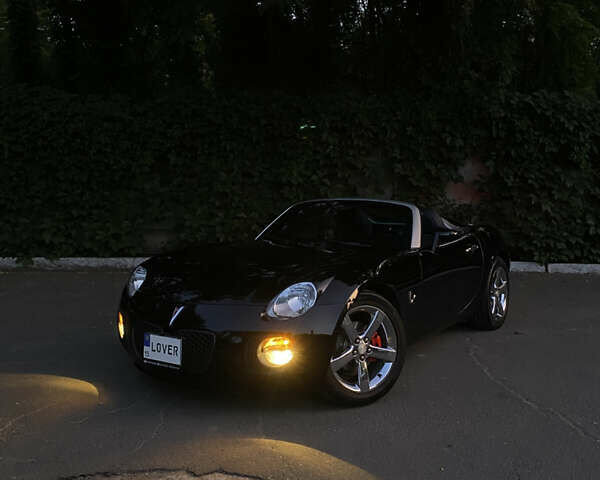 Черный Понтиак Солстис, объемом двигателя 2 л и пробегом 90 тыс. км за 18500 $, фото 7 на Automoto.ua