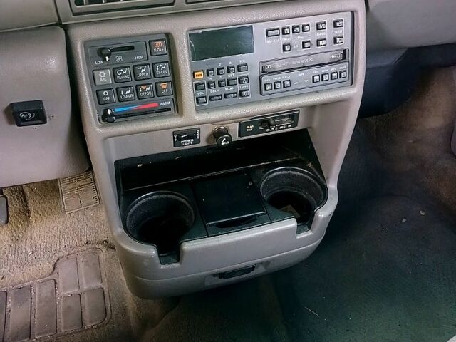 Серый Понтиак Транс Спорт, объемом двигателя 2.3 л и пробегом 316 тыс. км за 1570 $, фото 5 на Automoto.ua