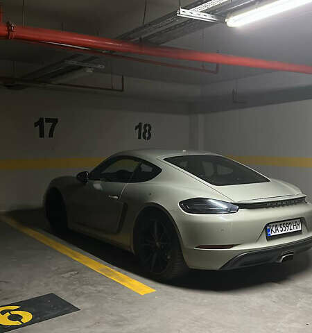 Сірий Порше 718 Cayman, об'ємом двигуна 1.99 л та пробігом 77 тис. км за 53000 $, фото 2 на Automoto.ua