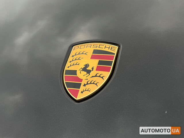 Черный Порше 911 Каррера, объемом двигателя 3 л и пробегом 55 тыс. км за 93900 $, фото 13 на Automoto.ua