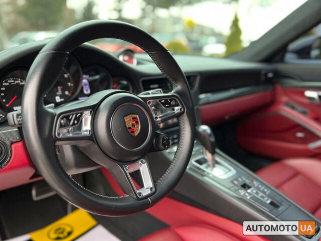 Черный Порше 911 Каррера, объемом двигателя 3 л и пробегом 55 тыс. км за 93900 $, фото 27 на Automoto.ua