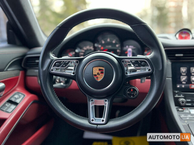 Черный Порше 911 Каррера, объемом двигателя 3 л и пробегом 55 тыс. км за 93900 $, фото 25 на Automoto.ua