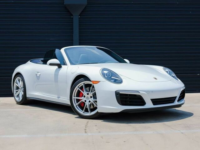 Белый Порше 911, объемом двигателя 3 л и пробегом 40 тыс. км за 39000 $, фото 2 на Automoto.ua