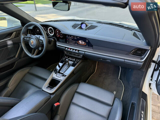 Белый Порше 911, объемом двигателя 2.98 л и пробегом 13 тыс. км за 180000 $, фото 88 на Automoto.ua