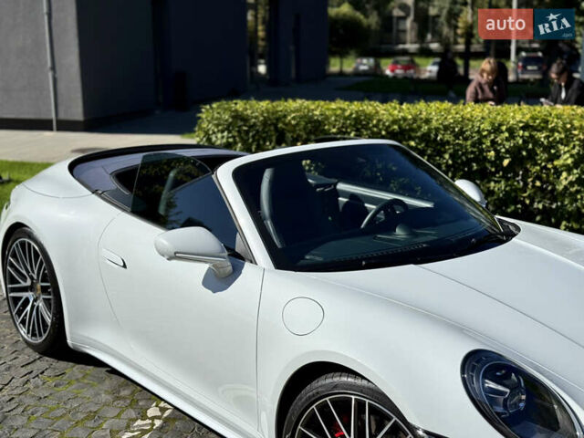 Белый Порше 911, объемом двигателя 2.98 л и пробегом 13 тыс. км за 180000 $, фото 38 на Automoto.ua