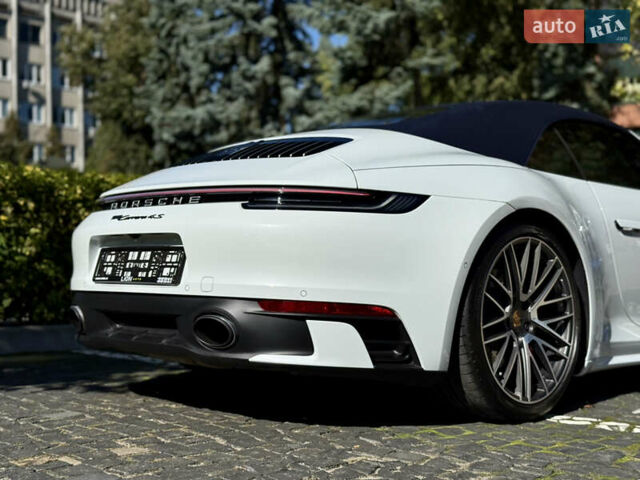 Белый Порше 911, объемом двигателя 2.98 л и пробегом 13 тыс. км за 180000 $, фото 33 на Automoto.ua