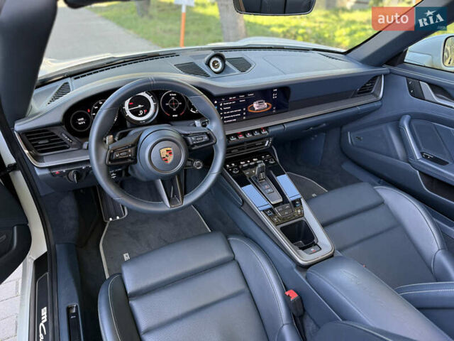 Белый Порше 911, объемом двигателя 2.98 л и пробегом 13 тыс. км за 180000 $, фото 52 на Automoto.ua