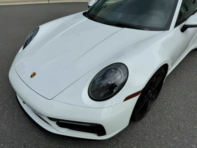 Белый Порше 911, объемом двигателя 3 л и пробегом 3 тыс. км за 100000 $, фото 7 на Automoto.ua