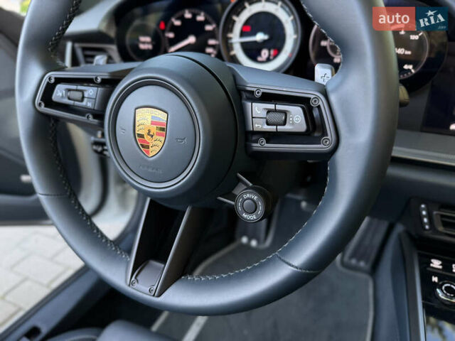Белый Порше 911, объемом двигателя 2.98 л и пробегом 13 тыс. км за 180000 $, фото 56 на Automoto.ua