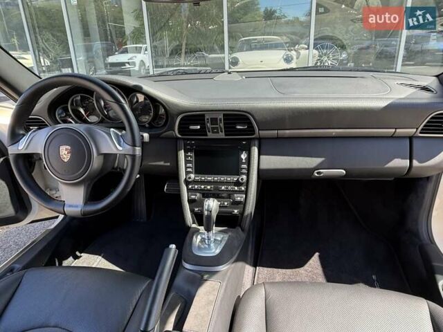 Белый Порше 911, объемом двигателя 3.61 л и пробегом 42 тыс. км за 67000 $, фото 28 на Automoto.ua