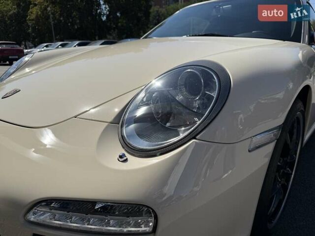 Белый Порше 911, объемом двигателя 3.61 л и пробегом 42 тыс. км за 67000 $, фото 38 на Automoto.ua
