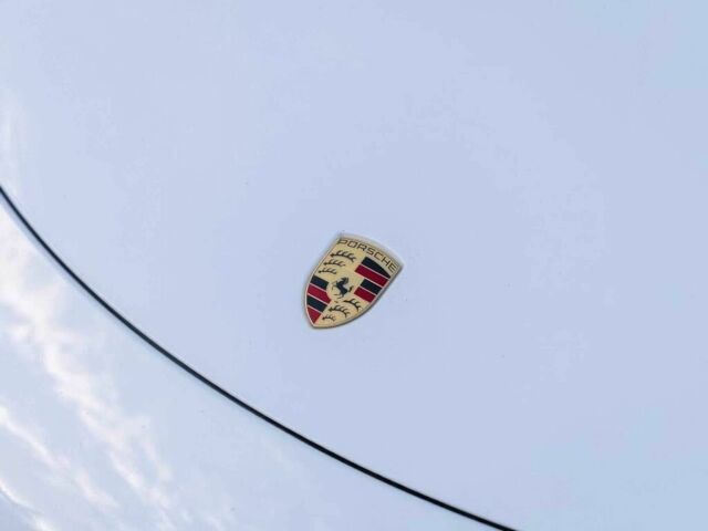 Білий Порше 911, об'ємом двигуна 3 л та пробігом 30 тис. км за 39000 $, фото 21 на Automoto.ua