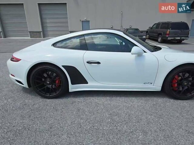 Белый Порше 911, объемом двигателя 0 л и пробегом 51 тыс. км за 78000 $, фото 3 на Automoto.ua