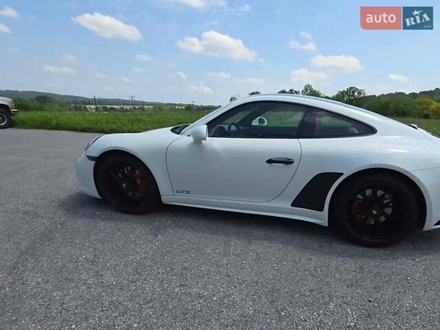 Белый Порше 911, объемом двигателя 0 л и пробегом 51 тыс. км за 78000 $, фото 1 на Automoto.ua