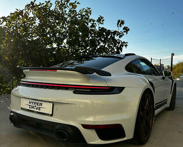 Белый Порше 911, объемом двигателя 3.75 л и пробегом 50 тыс. км за 350000 $, фото 16 на Automoto.ua