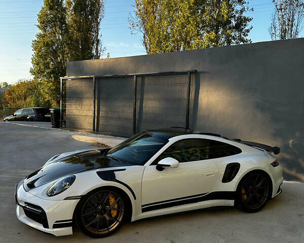 Белый Порше 911, объемом двигателя 3.75 л и пробегом 50 тыс. км за 350000 $, фото 9 на Automoto.ua