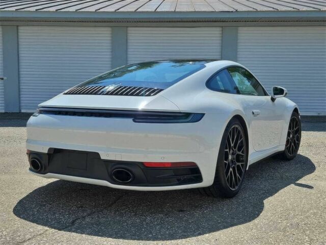 Белый Порше 911, объемом двигателя 3 л и пробегом 50 тыс. км за 38000 $, фото 7 на Automoto.ua