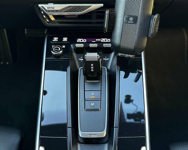 Белый Порше 911, объемом двигателя 3.75 л и пробегом 50 тыс. км за 350000 $, фото 22 на Automoto.ua