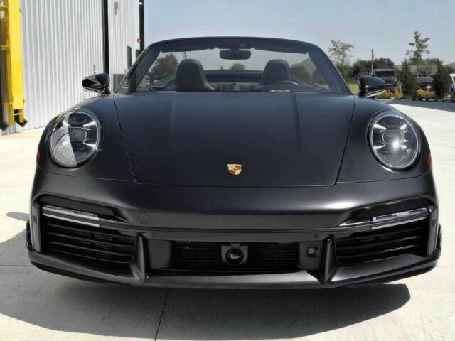 Черный Порше 911, объемом двигателя 3.8 л и пробегом 18 тыс. км за 70000 $, фото 1 на Automoto.ua