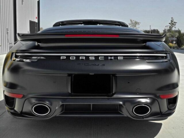 Черный Порше 911, объемом двигателя 3.8 л и пробегом 18 тыс. км за 70000 $, фото 4 на Automoto.ua