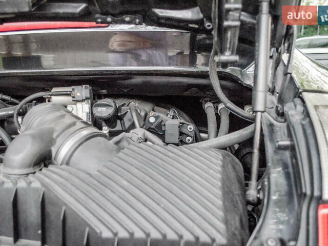 Черный Порше 911, объемом двигателя 3.6 л и пробегом 110 тыс. км за 41000 $, фото 58 на Automoto.ua