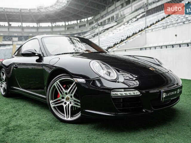 Чорний Порше 911, об'ємом двигуна 3.8 л та пробігом 54 тис. км за 73900 $, фото 18 на Automoto.ua