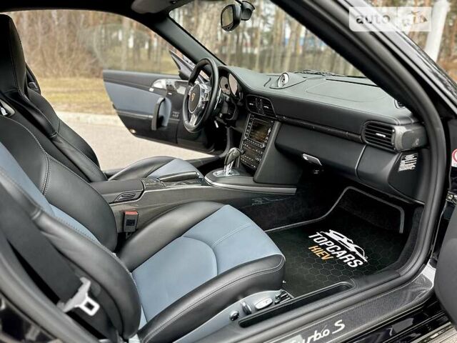 Черный Порше 911, объемом двигателя 3.8 л и пробегом 30 тыс. км за 125999 $, фото 34 на Automoto.ua