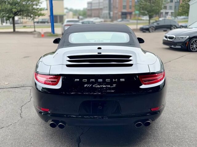 Чорний Порше 911, об'ємом двигуна 3.8 л та пробігом 79 тис. км за 42900 $, фото 4 на Automoto.ua