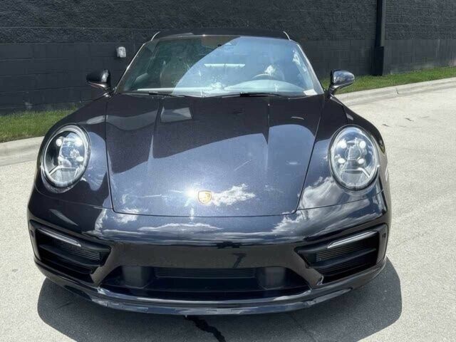 Черный Порше 911, объемом двигателя 3 л и пробегом 44 тыс. км за 85000 $, фото 2 на Automoto.ua