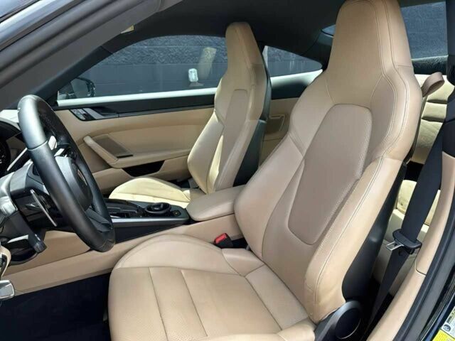 Черный Порше 911, объемом двигателя 3 л и пробегом 48 тыс. км за 28000 $, фото 12 на Automoto.ua