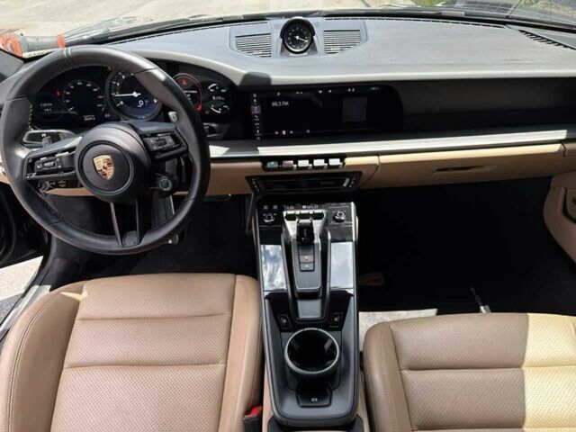 Черный Порше 911, объемом двигателя 3 л и пробегом 48 тыс. км за 28000 $, фото 8 на Automoto.ua