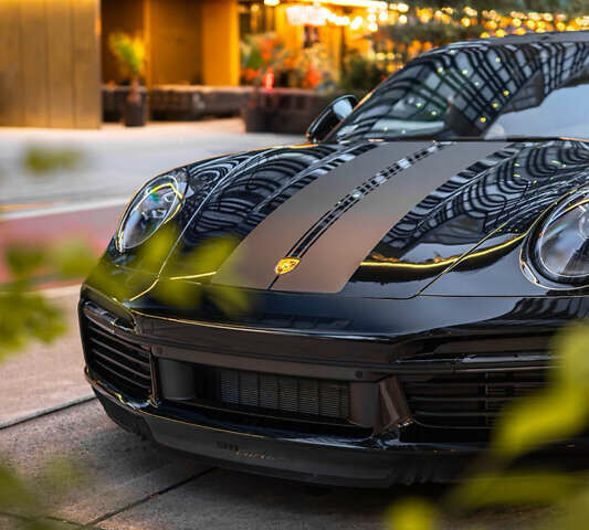 Черный Порше 911, объемом двигателя 3.75 л и пробегом 25 тыс. км за 260000 $, фото 16 на Automoto.ua