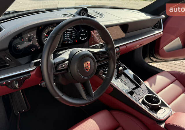 Черный Порше 911, объемом двигателя 3.75 л и пробегом 6 тыс. км за 390000 $, фото 35 на Automoto.ua