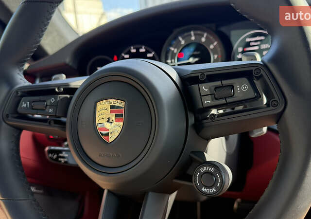 Черный Порше 911, объемом двигателя 3.75 л и пробегом 6 тыс. км за 390000 $, фото 47 на Automoto.ua