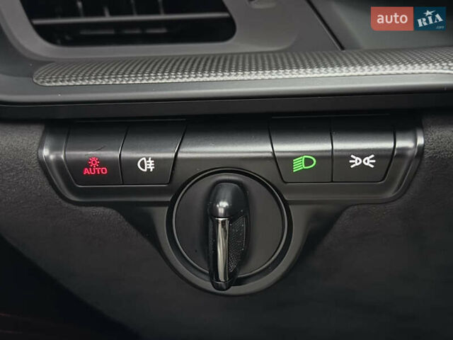 Черный Порше 911, объемом двигателя 2.98 л и пробегом 19 тыс. км за 210000 $, фото 73 на Automoto.ua