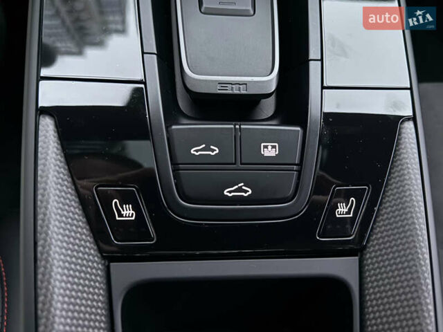 Черный Порше 911, объемом двигателя 2.98 л и пробегом 19 тыс. км за 210000 $, фото 82 на Automoto.ua