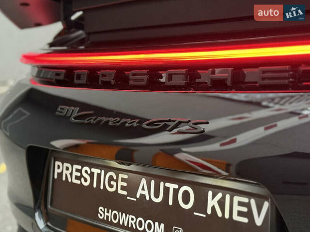 Черный Порше 911, объемом двигателя 2.98 л и пробегом 19 тыс. км за 210000 $, фото 41 на Automoto.ua