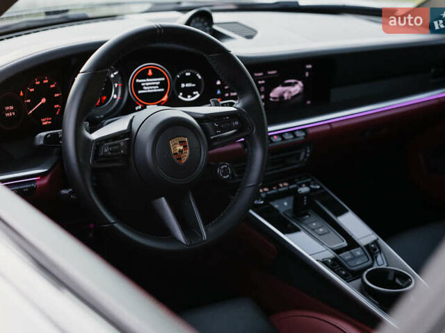 Черный Порше 911, объемом двигателя 3.75 л и пробегом 7 тыс. км за 410000 $, фото 14 на Automoto.ua