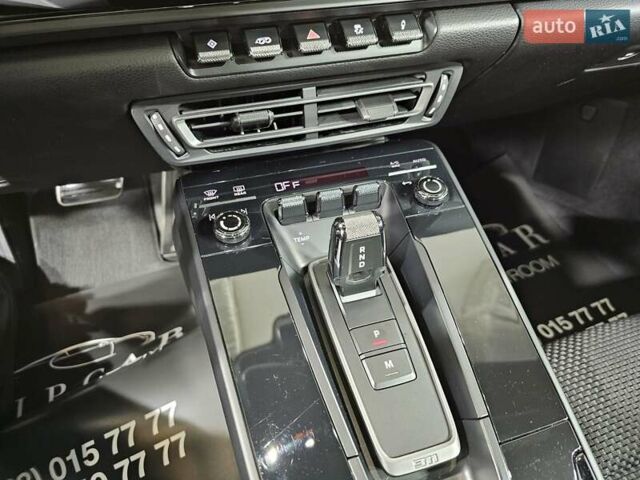 Черный Порше 911, объемом двигателя 2.98 л и пробегом 10 тыс. км за 165555 $, фото 22 на Automoto.ua