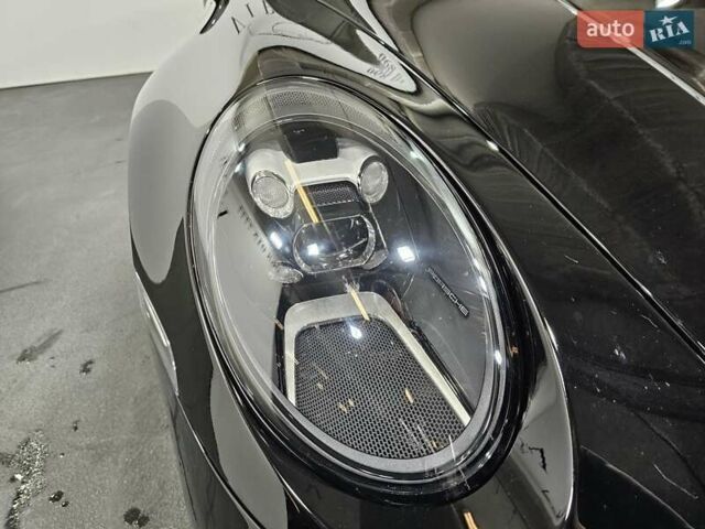 Черный Порше 911, объемом двигателя 2.98 л и пробегом 10 тыс. км за 165555 $, фото 4 на Automoto.ua