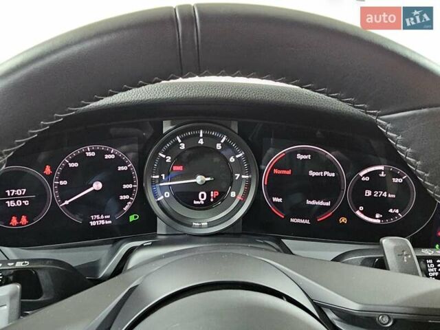 Черный Порше 911, объемом двигателя 2.98 л и пробегом 10 тыс. км за 165555 $, фото 29 на Automoto.ua